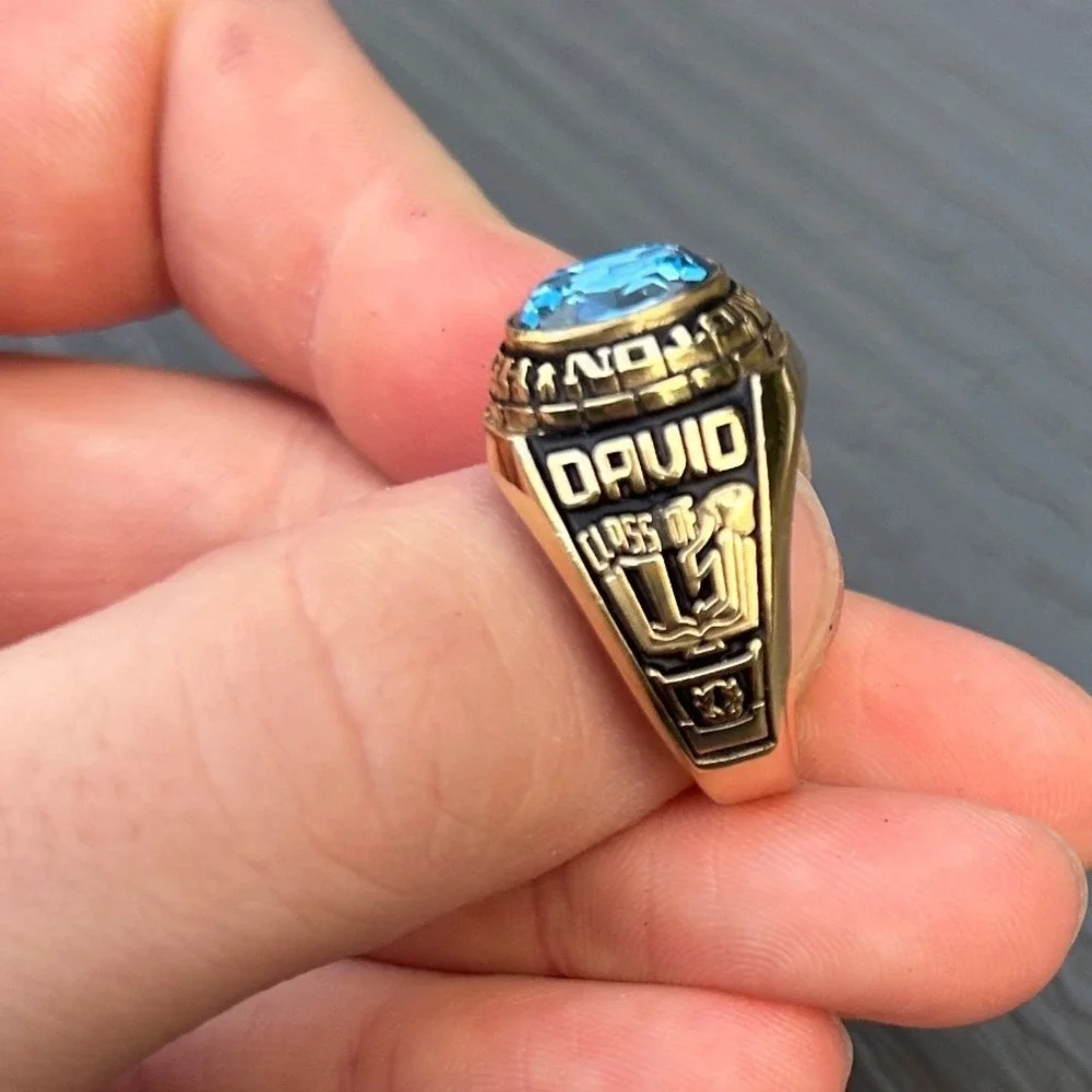 Washington High School Cougars Class Ring David 2015 Blue Stone Size 10.25
